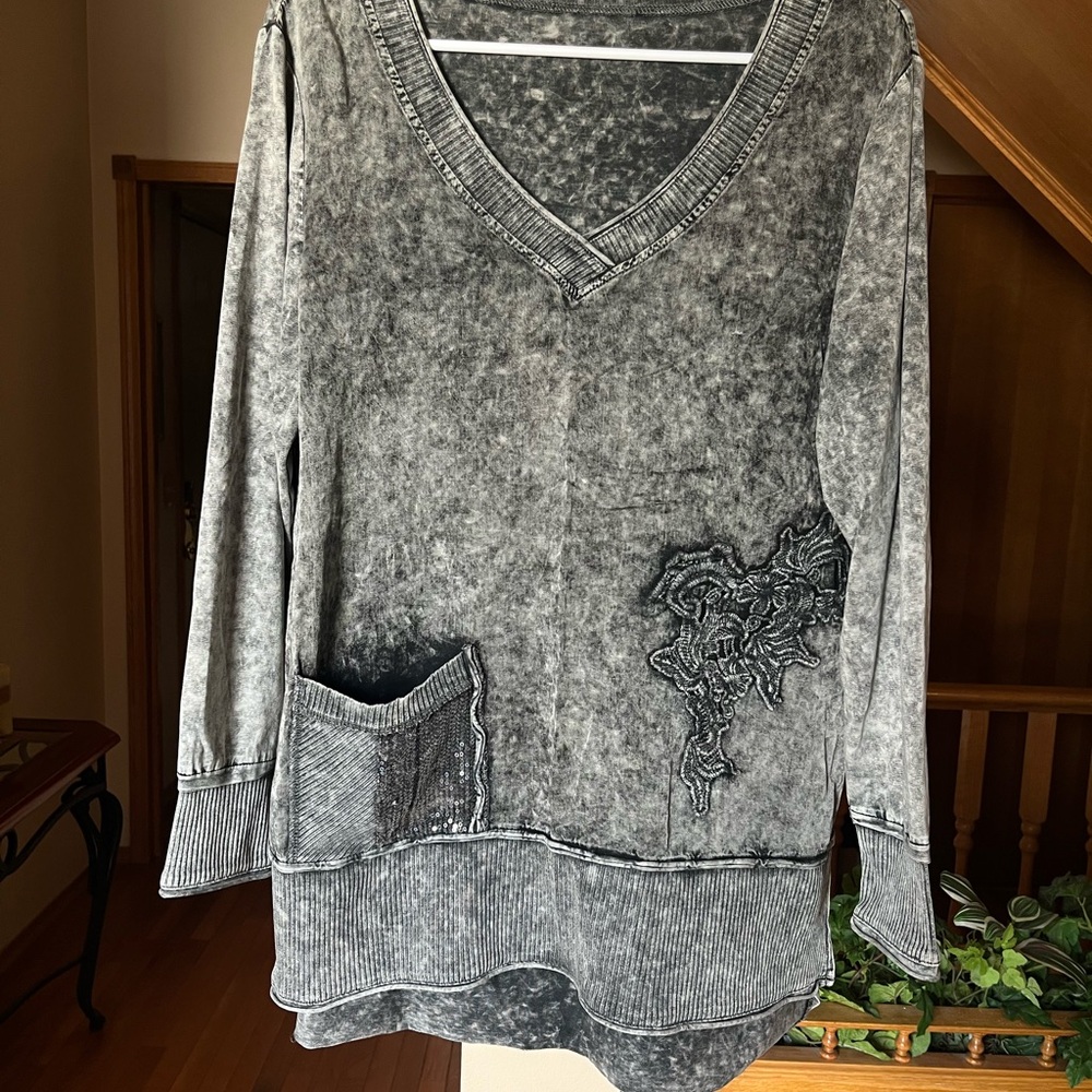 Gray Acid Wash V-Neck Tunic with Pocket Detail